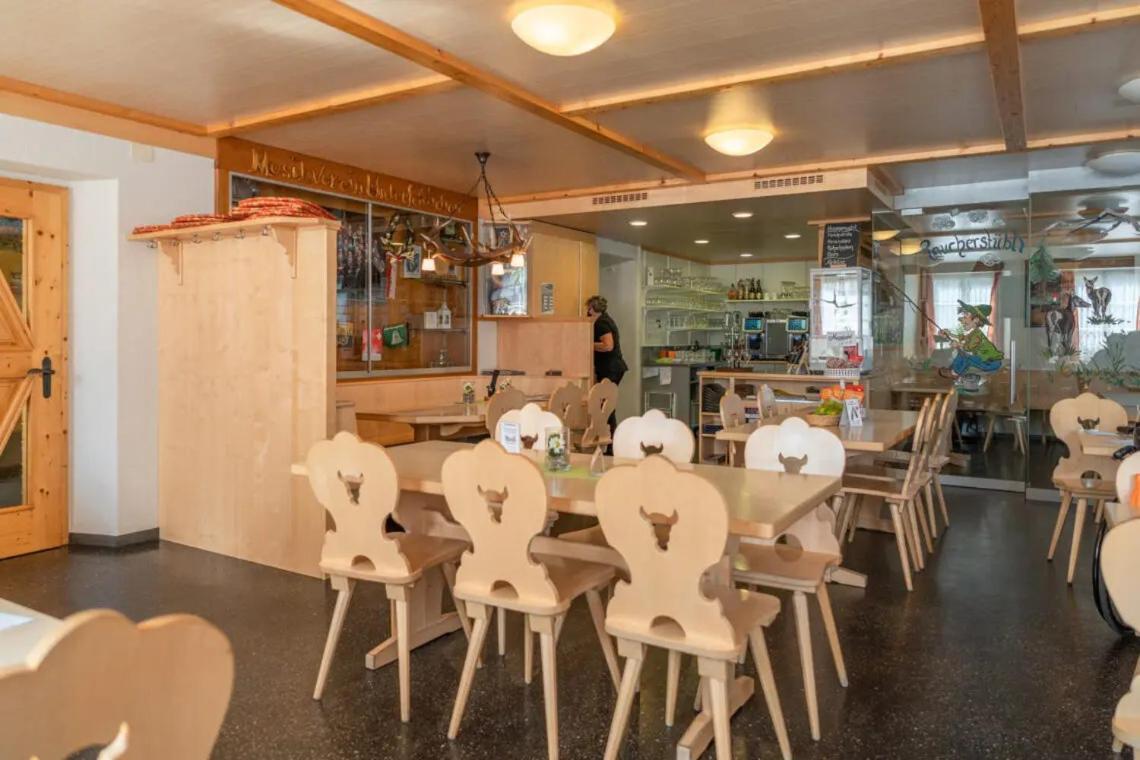 Hotel Alpina Unterschächen Dış mekan fotoğraf
