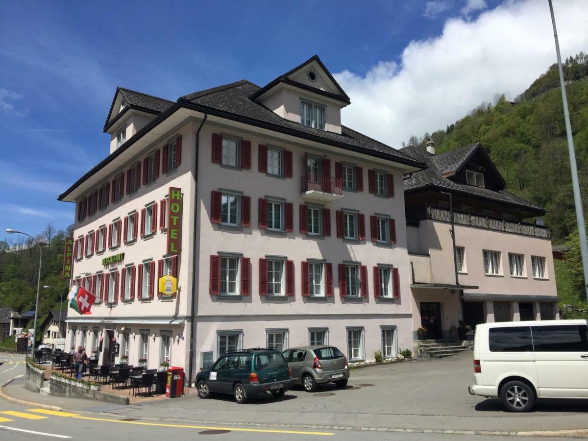 Hotel Alpina Unterschächen Dış mekan fotoğraf